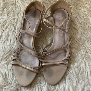 New York transit sandals